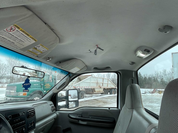 2006-ford-f550-xl-image-58