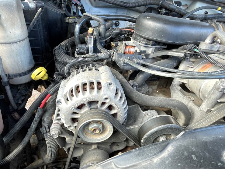 2002-chevrolet-s10-image-76