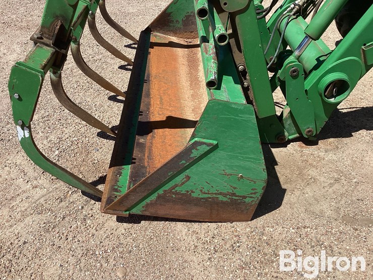 2005-john-deere-7220-image-17