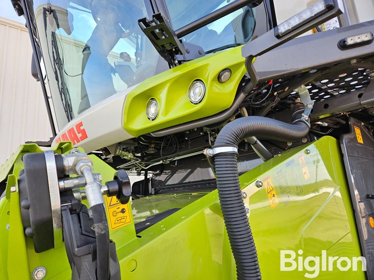 2020-claas-lexion-8700tt-image-18
