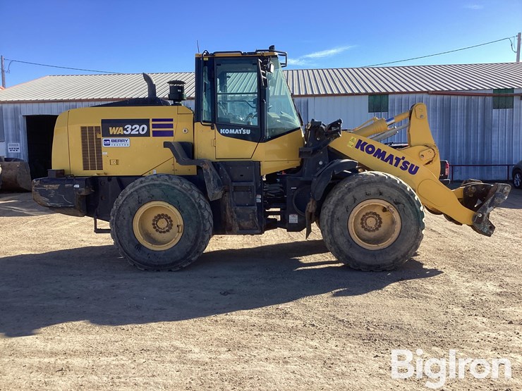 2022-komatsu-wa320-8-image-4