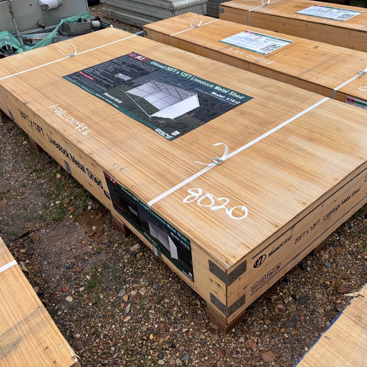 #8020 • LIVESTOCK METAL SHED