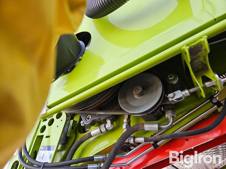 2020-claas-lexion-8700tt-image-12