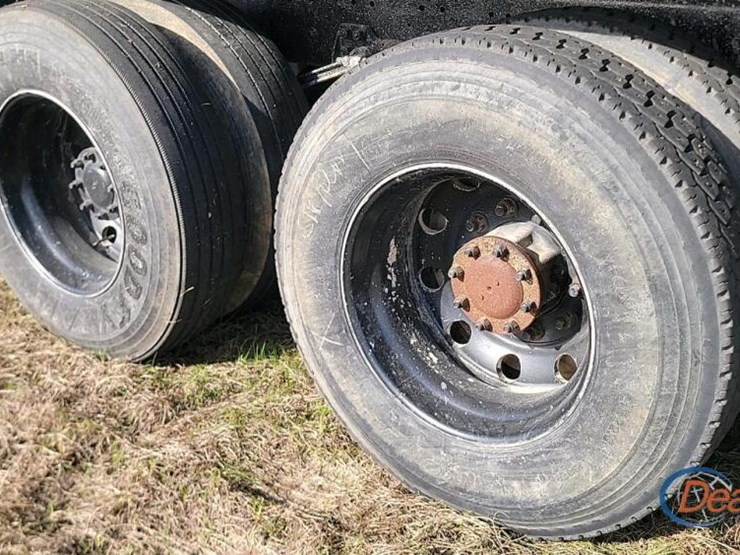 2009-kenworth-t800-image-9