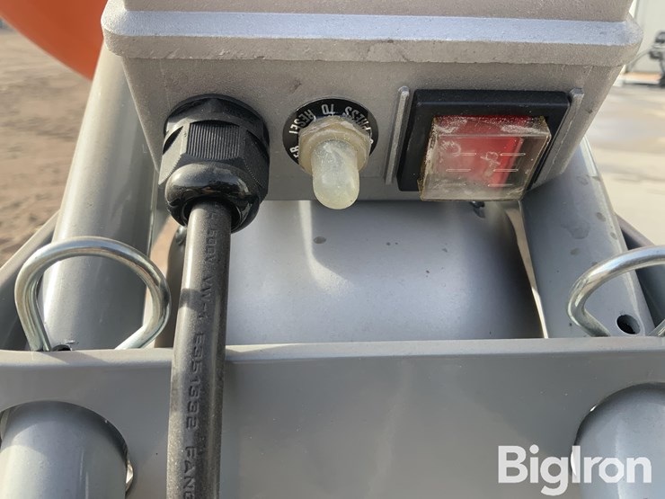 yardmax-ym0146-electric-cement-mixer-image-12
