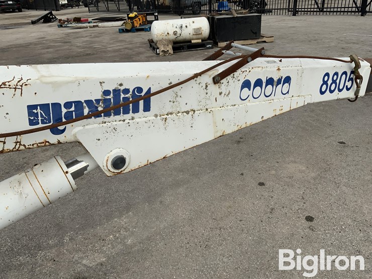 2001-maxilift-cobra-8805-telescoping-boom-w/remote-image-16