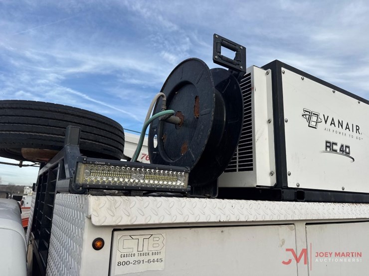 2016-ford-f550-xl-image-13