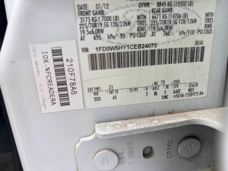 2012-ford-f550-image-18