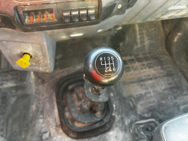 2014-ford-f750-image-19