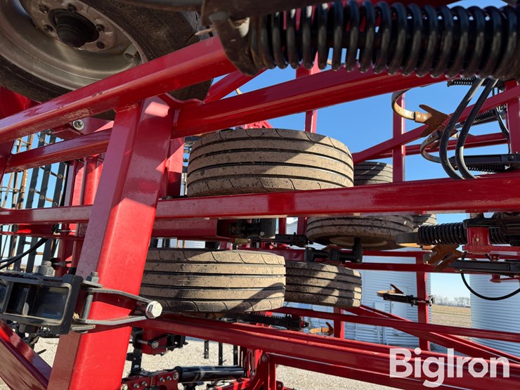 2023-case-ih-255-image-15