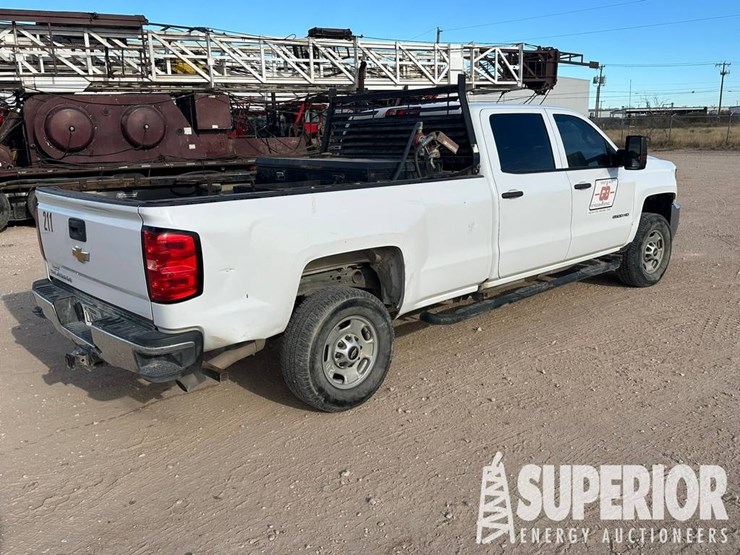 2018-chevrolet-2500hd-image-7