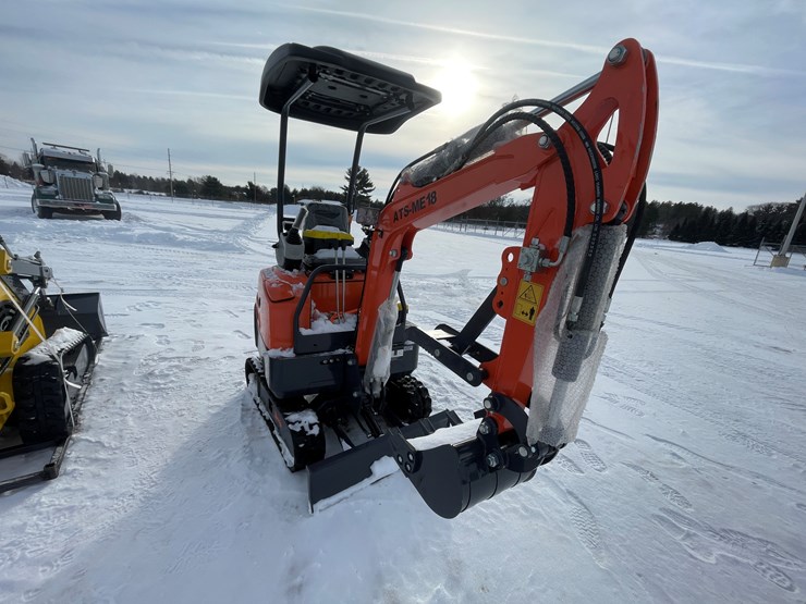 #140-•-landhero-me18-mini-excavator-(mosinee,-wi)-image-3
