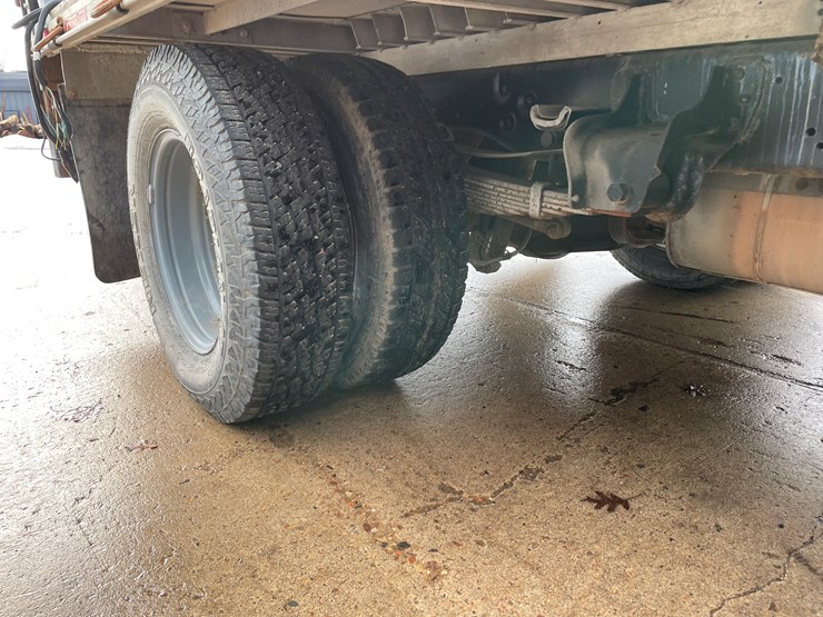 #330-•-2012-f350-super-duty-cab-and-chassis-pickup-(has-wi-title)(custer,-wi)-image-41