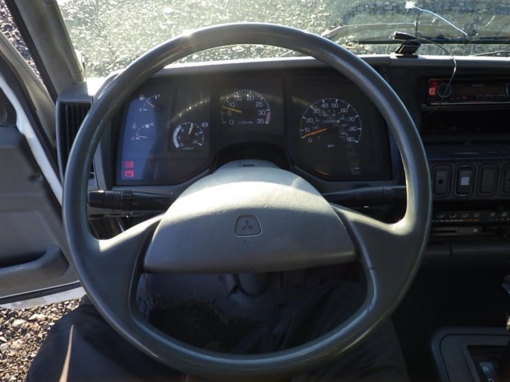 2000-mitsubishi-12'-s/a-hook-truck-image-25