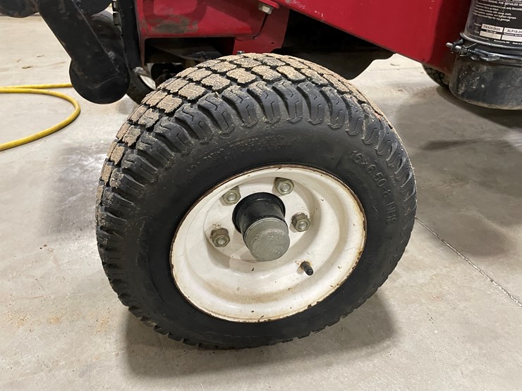 toro-groundsmaster-325d-image-26