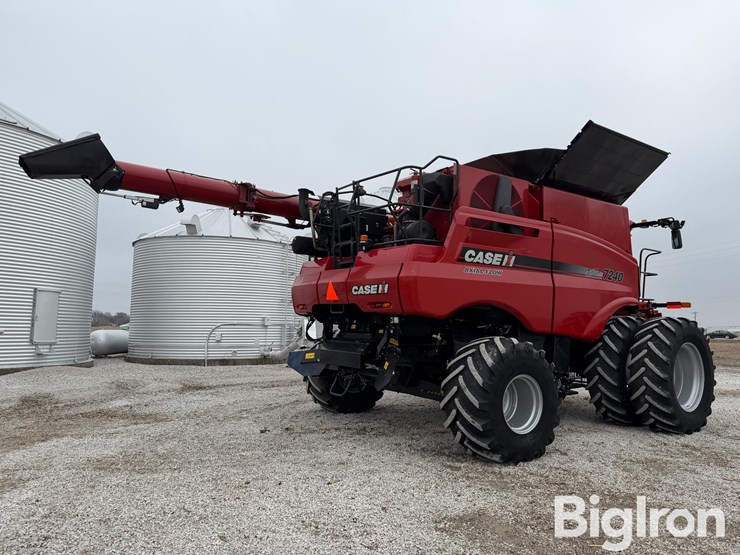 2018-case-ih-7240-image-5