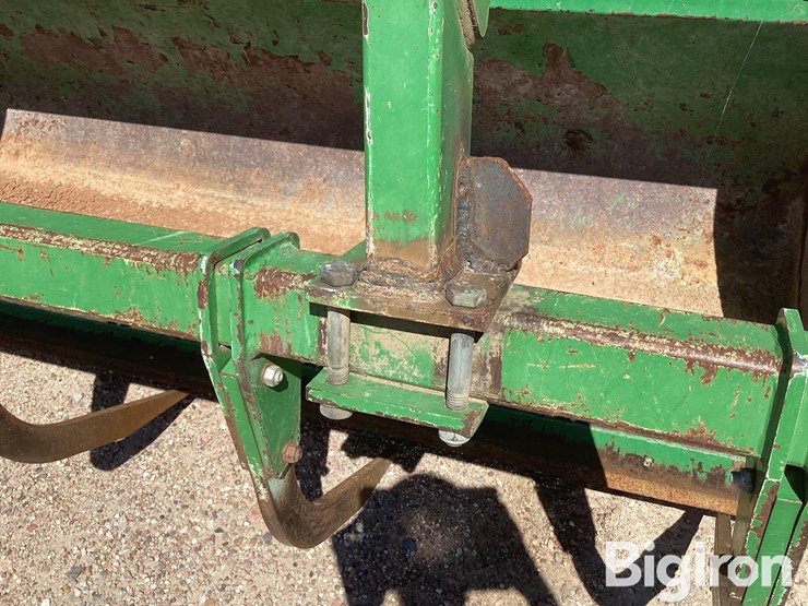 2005-john-deere-7220-image-19