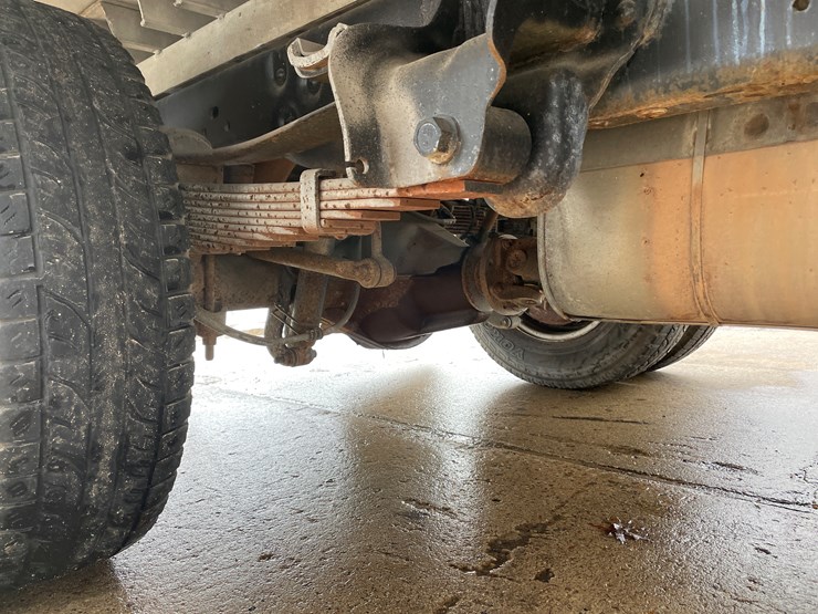 #330-•-2012-f350-super-duty-cab-and-chassis-pickup-(has-wi-title)(custer,-wi)-image-44