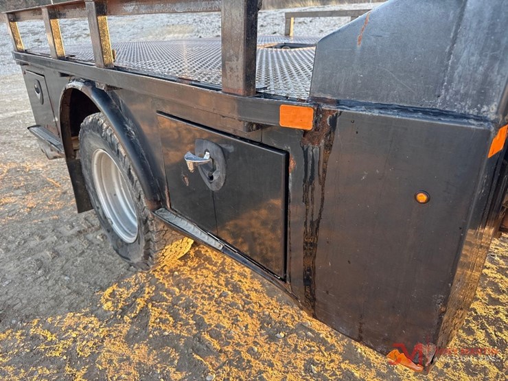 2017-ford-f350-xl-image-17