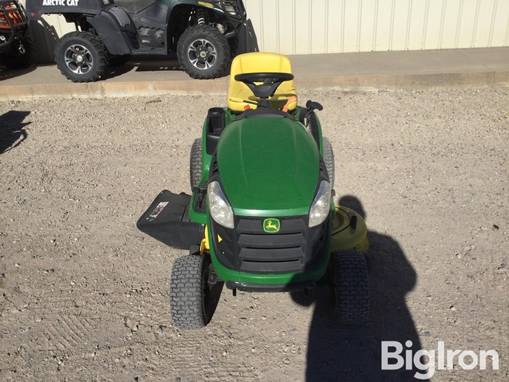 2018-john-deere-e110-image-2