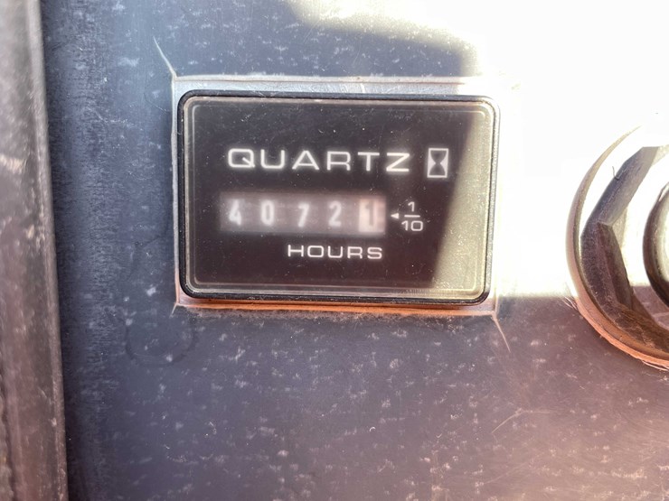 2002-jlg-600s-image-19