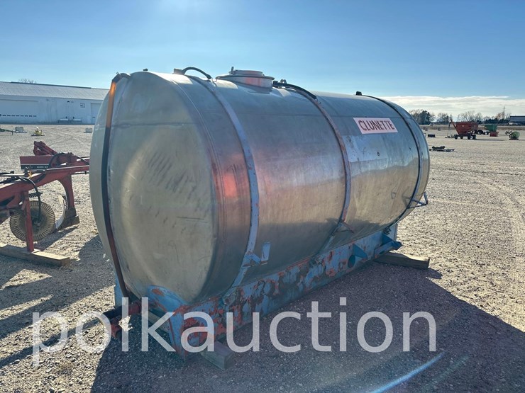 2676---1250-gal.-stainless-steel-tank-image-3