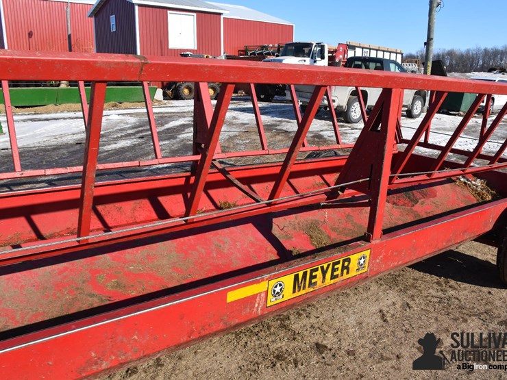 meyer-p-series-portable-feed-bunk-image-12