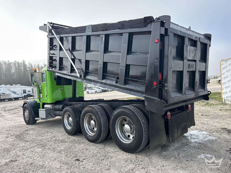 2004-peterbilt-357-image-4