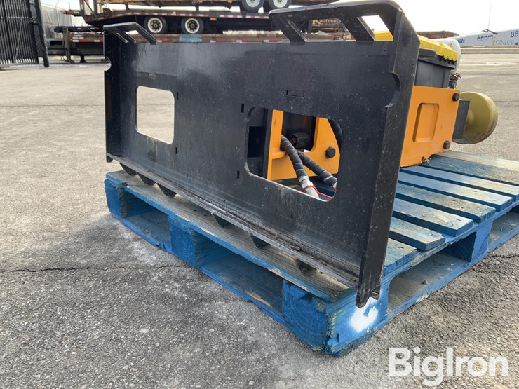 2025-giyi-d680-skid-steer-pile-hammer-(driver)-image-11