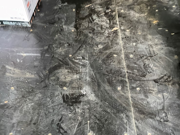 #200c-•-40'-container-image-36