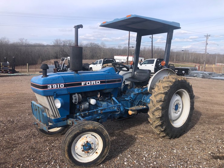 ford-3910-image-1