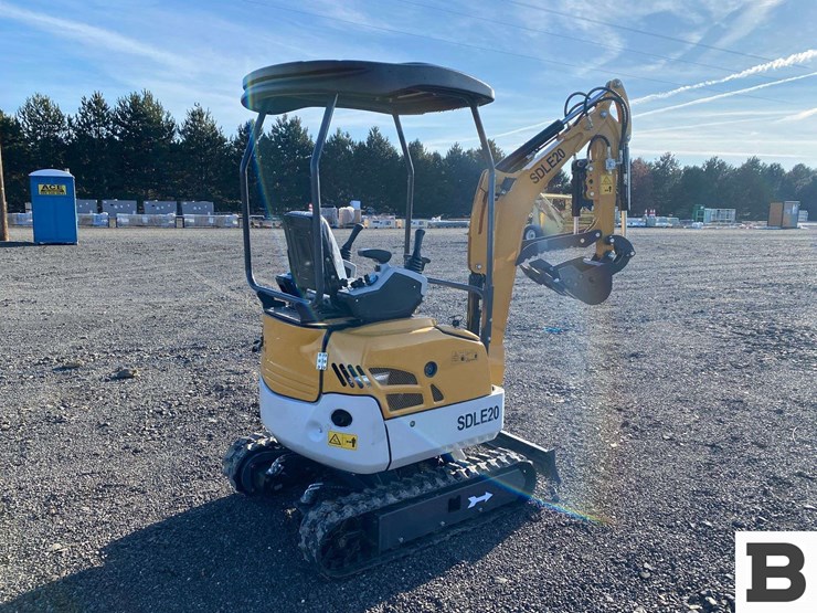 2025-sdlanch-sdle20-mini-excavator-image-4