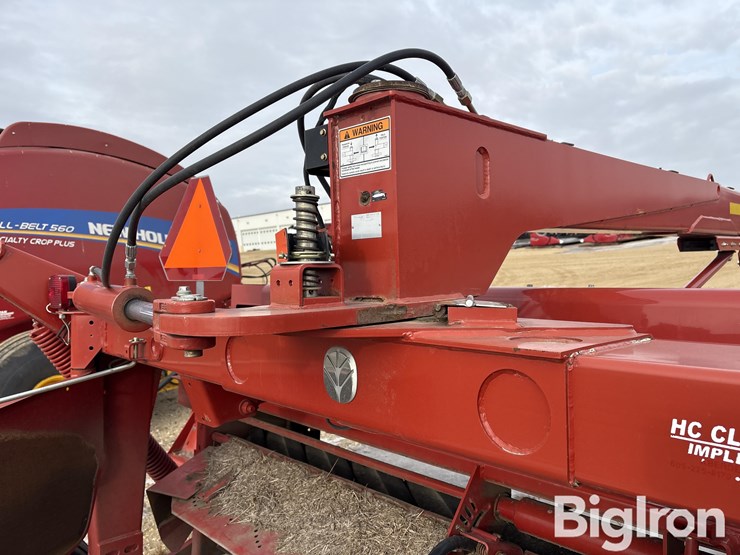 2011-new-holland-h7460-image-19