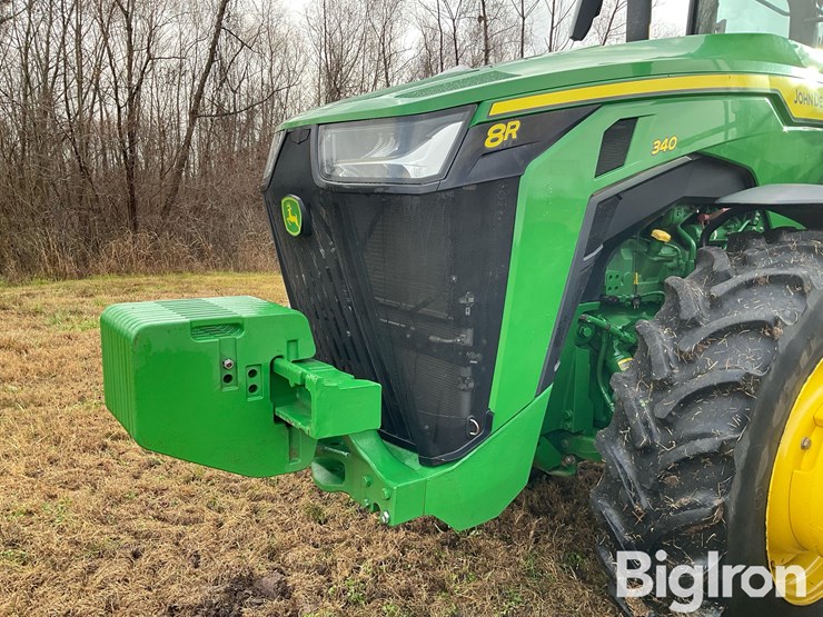 2021-john-deere-8r-340-image-15