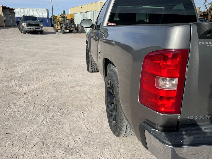 #104-•-2012-chevy-silverado-(salvaged-nm-title)-image-48