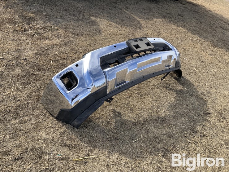 2025-chevrolet-2500-image-3