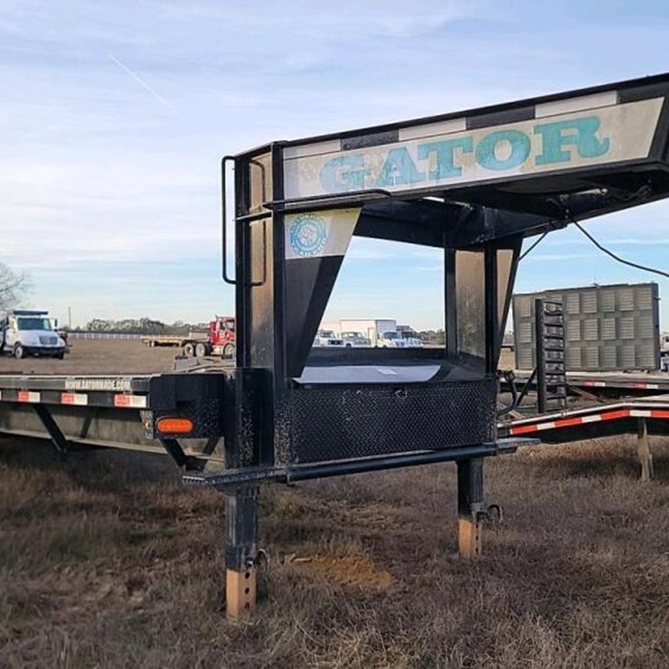 2018 GATOR 32' GOOSENECK TRAILER, S/N 4Z1GF3022JS045055: GATOR TUFF RAMPS