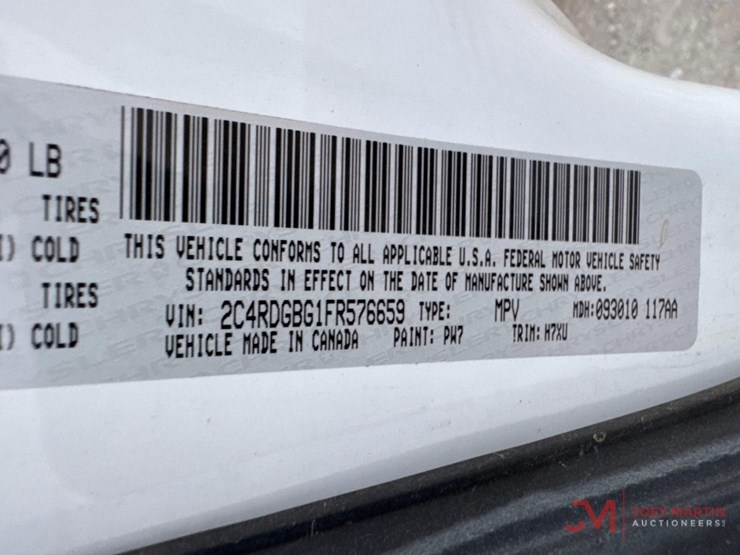 2015-dodge-grand-caravan-image-27