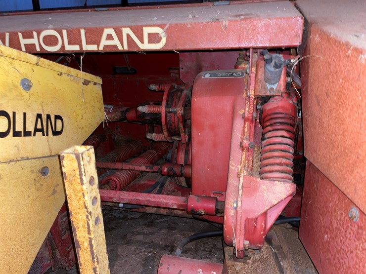 new-holland-900-image-20