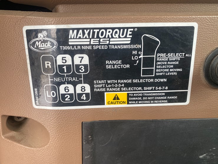 #302-•-2009-mack-gu713-semi-tractor-(has-wi-title)-(mosinee,-wi)-image-105