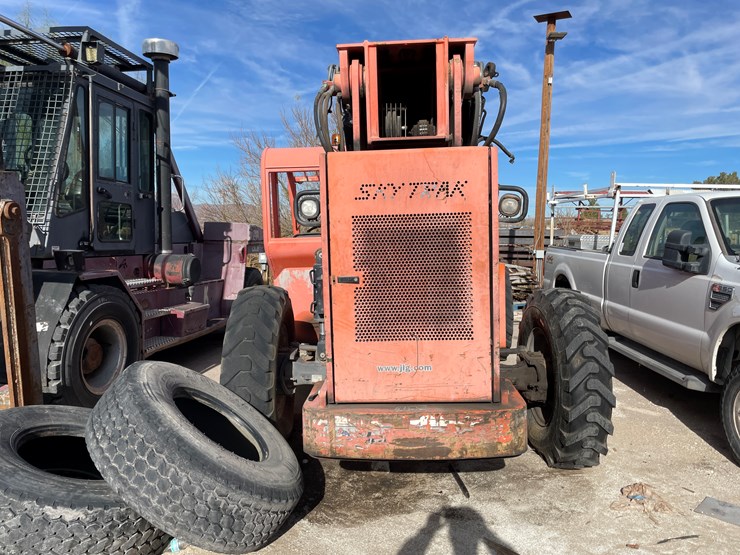 2006-sky-trak-8042-image-2