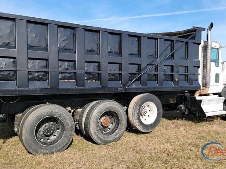 2009-kenworth-t800-image-2