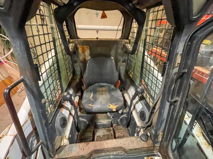 #102-•-bobcat-skid-steer-(oshkosh,-wi)-image-17