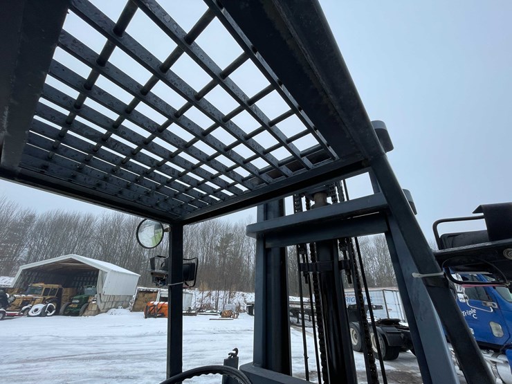 #112-•-clark-lp-forklift-(denmark,-wi)-image-41