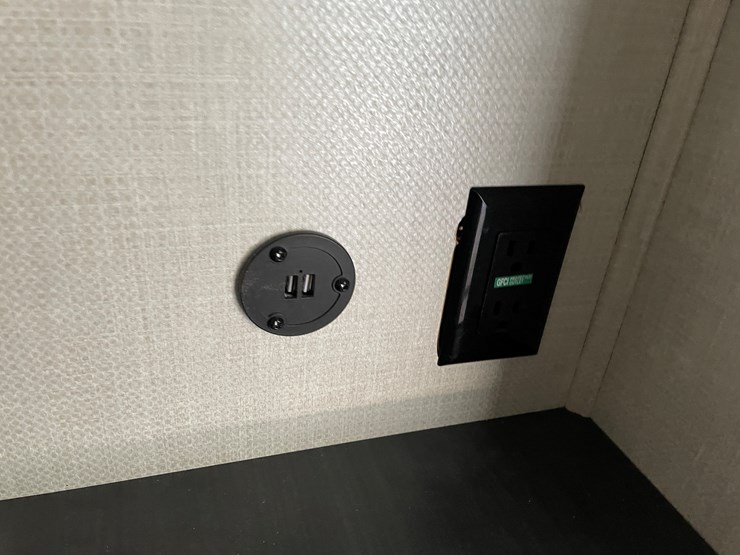 #149-•-2024-r-pod-trailer-(nm-title)-image-56