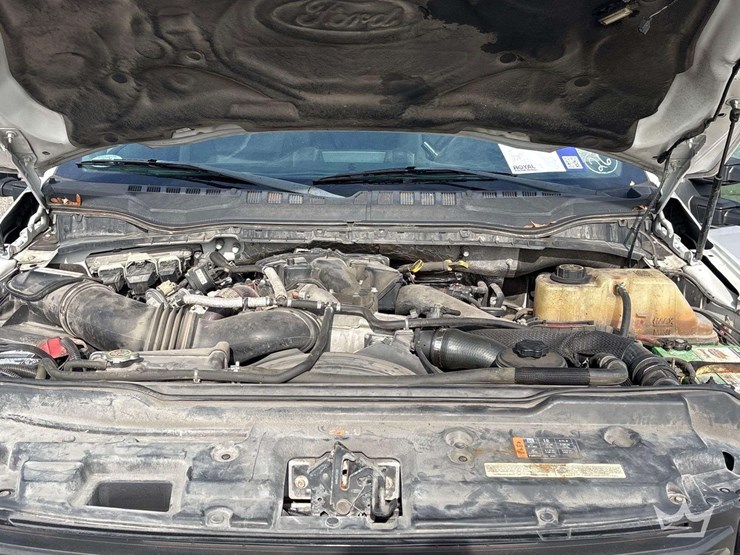 2017-ford-f550-image-8