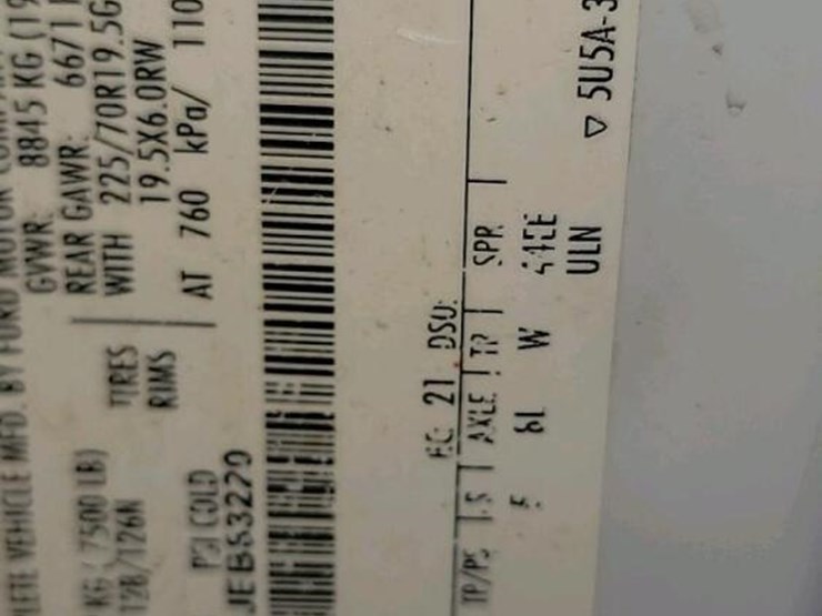 2018-ford-f550-image-32