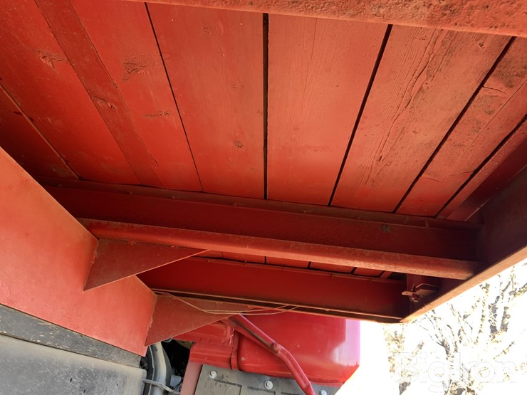 1975-ford-c600-image-16