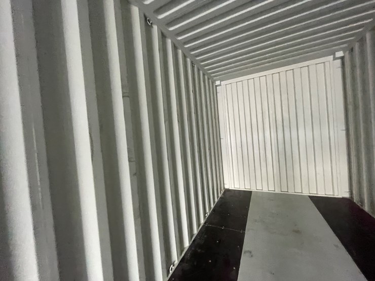 #200b-•-40'-container-image-31