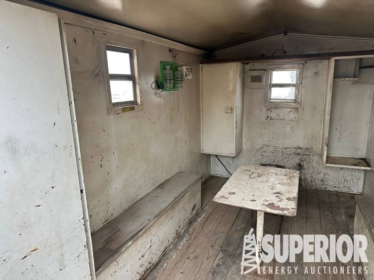 (x)-2007-terry's-trailers-t/a-bp-crewhouse-traile...-image-3